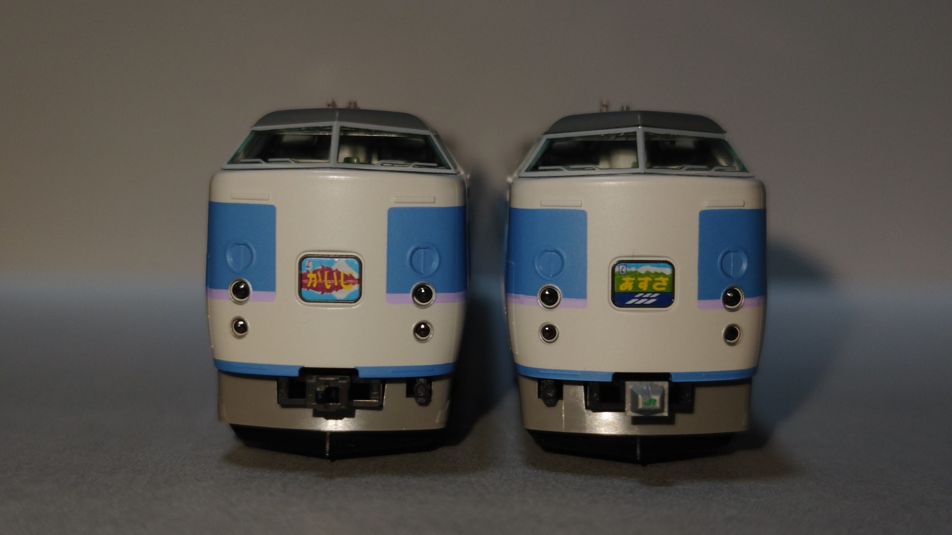 JR 189系特急電車（M11編成・あずさ色・中央ライナ